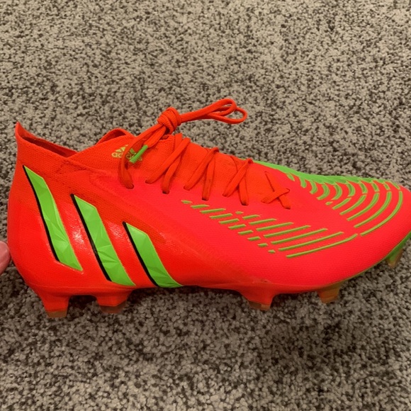 Predator Edge.1 - Picture 3 of 6